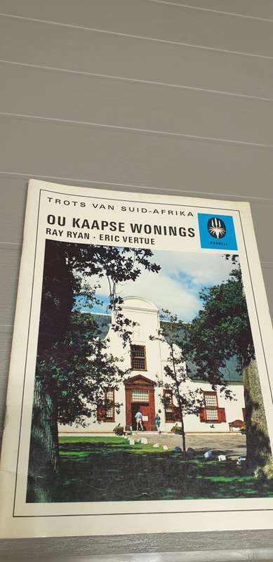 Ou Kaapse Wonings. Trots van Suid-Afrika. Ray Ryan, Eric Vertue.