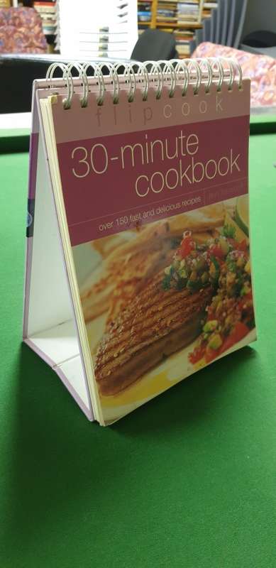 Flipbook 30-minute cookbook. Jenni Fleetwood.