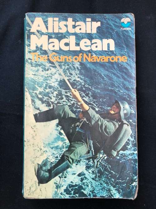 The Guns of Navarone. Alistair Maclean.