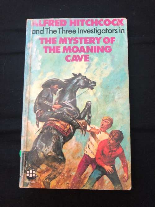 The Mystery of the Moaning Cave. Alfred Hitchcock.
