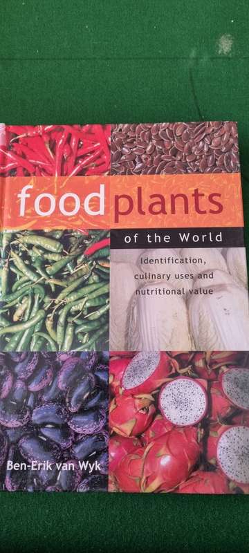 Food Plants of the world. identification, culinary uses and nutritional value. Ben-Erik Van Wyk.