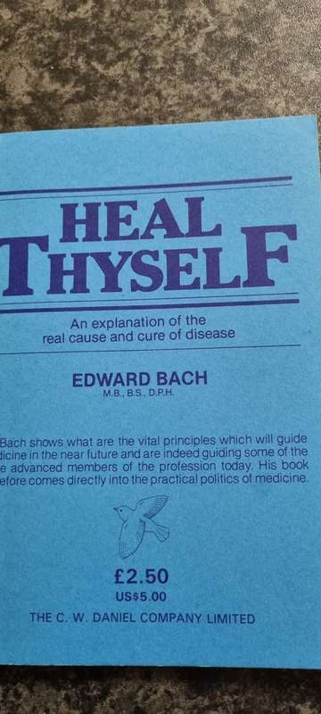 Heal Thyself. An explanation of the real cause and cure of disease. Edward Bach.