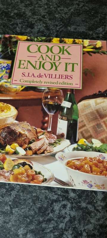 Cook and Enjoy it. SJA de Villiers. Completely revised edition.