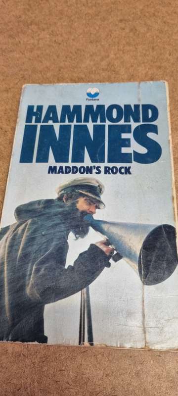 Maddon`s Rock. Hammond Innes.