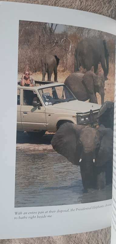 Battle for the President`s Elephants.  Author: Sharon Pincott