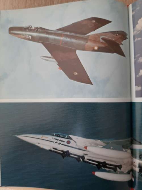 Fighter Aircraft - Author: Bill Gunston