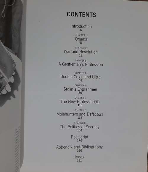 MI5 MI6: Britain`s Security and Secret Intelligence Services - Author: R G Grant