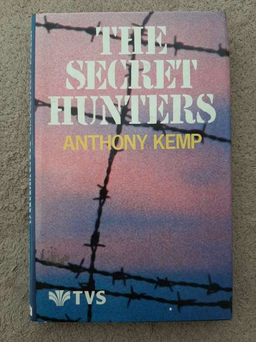 The Secret Hunters - Author: Anthony Kemp