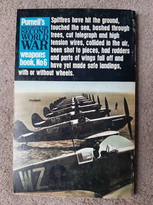Spitfire, Introduction by Air Vice-Marshal `Johnnie` Johnson - Author: John Vader
