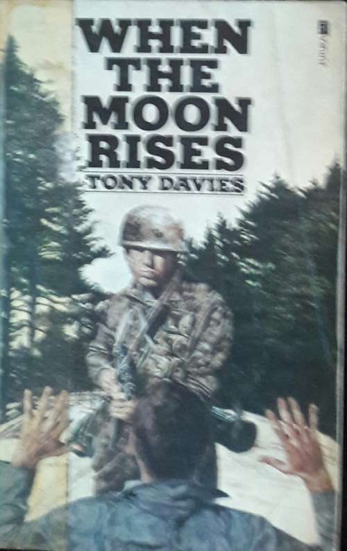 When the Moon Rises - Tony Davies