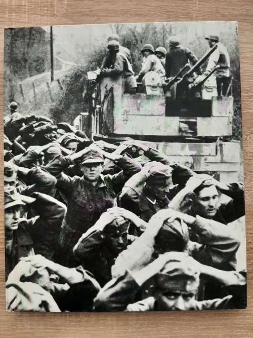 Prisoners of War(World War II) - Author: Ronald H. Bailey and Time-Life Editors