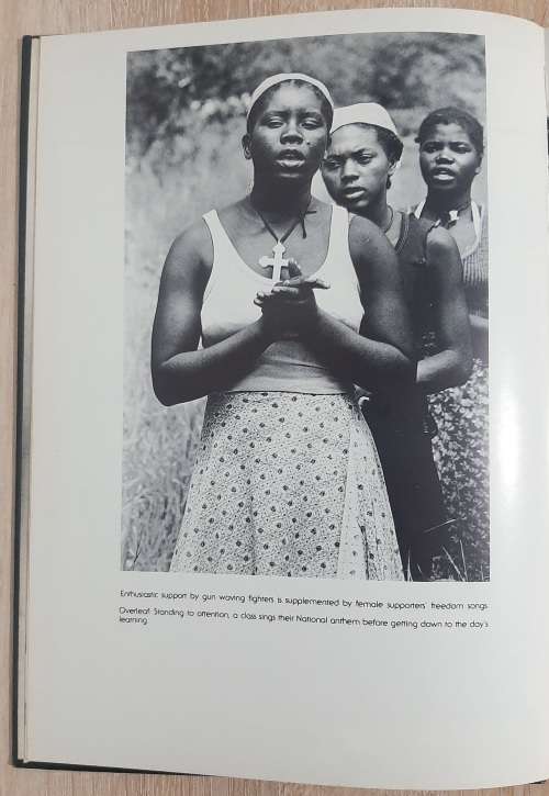 Savimbi`s Angola - Author: Cloete Breytenbach