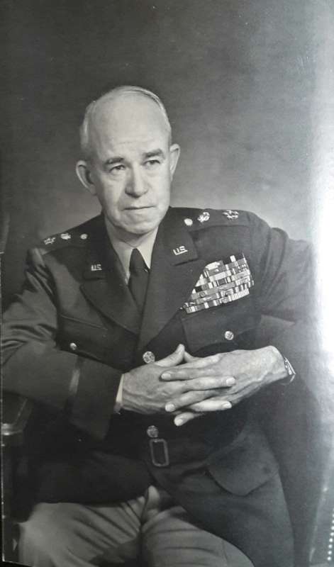 A Soldier`s Story of the Allied Campaigns from Tunis to the Elbe - Omar N Bradley