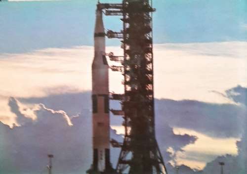 Rockets, Spacecraft and Spacemen - Tim Furniss