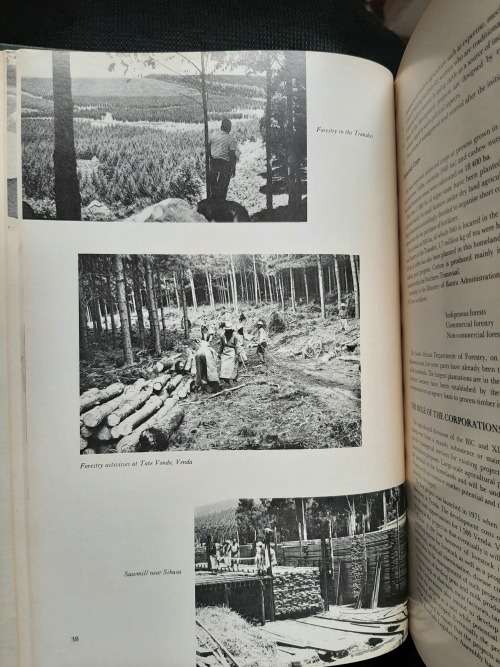 South African Homelands: 25th Anniversary 1952-1977 - Author: T. Malan & P.S. Hattingh