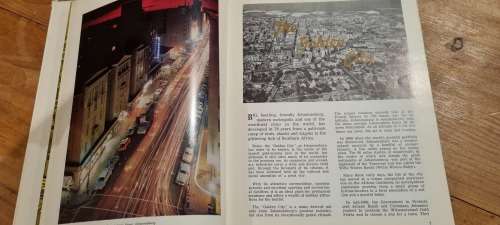 The Golden City. Tourist Profile of Johannesburg. Frank De Freitas.