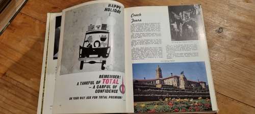 The Golden City. Tourist Profile of Johannesburg. Frank De Freitas.