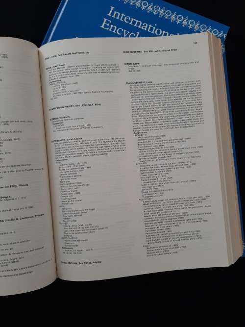 International Encyclopedia of Women Composers(2 Volumes) By Aaron I. Cohen