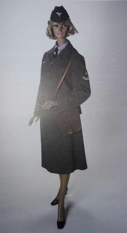 The Battle Of Britain - Richard Townsend Bickers