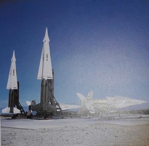 Rockets & Missiles Of World War III - Robert Berman & Bill Gunston