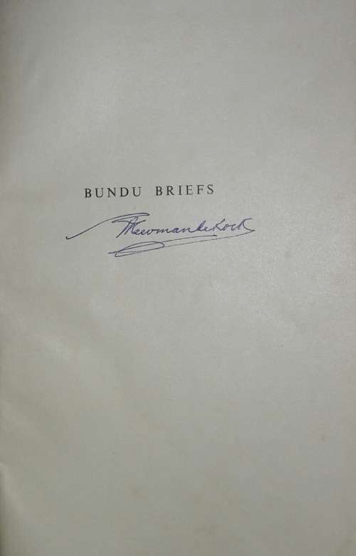 Bundu Briefs - Plewman De Kock SIGNED
