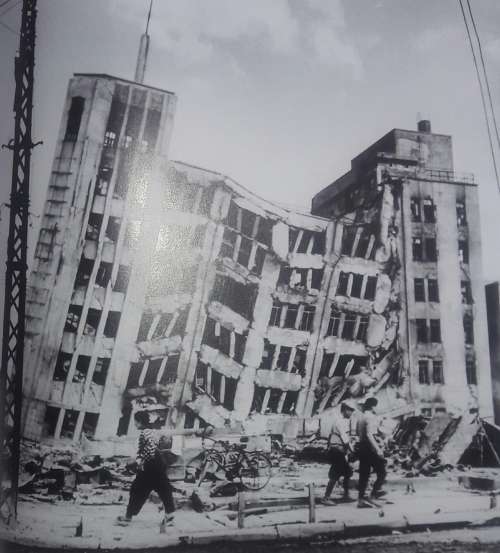 Witness - The World`s Greatest News Photographers - Reuel Golden
