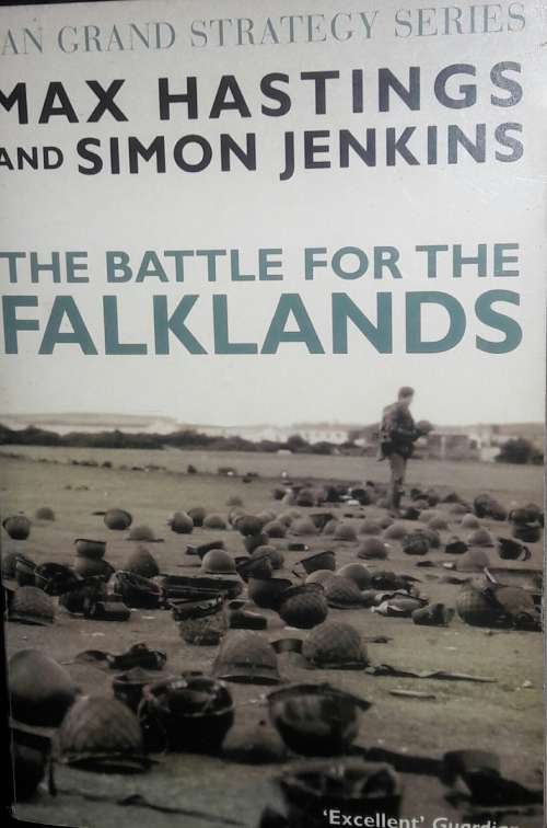 The Battle For The Falklands - Max Hastings and Simon Jenkins