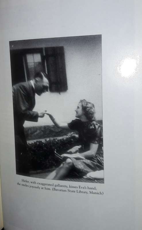 The Lost Life Of Eva Braun - Angela Lambert