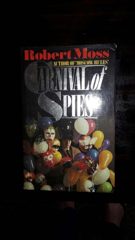 Carnival of Spies - Robert Moss