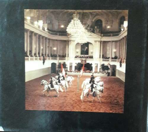 The Lipizzaners and the Spanish Riding School - Wolfgang Reuter