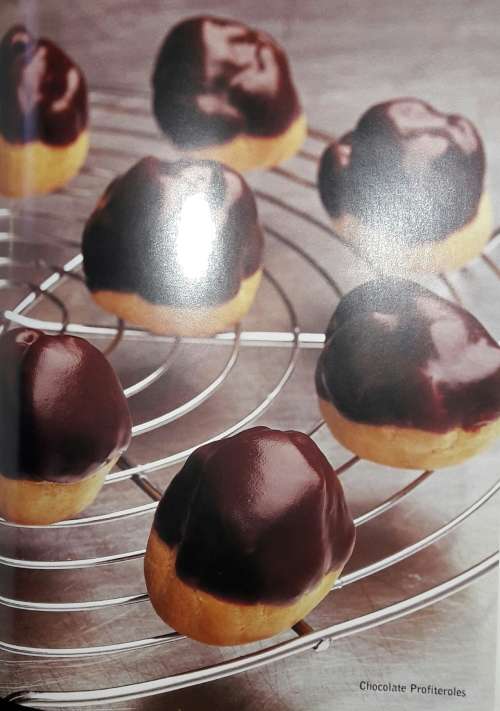 Leiths Cookery Bible - Prue Leith and Caroline Waldegrave