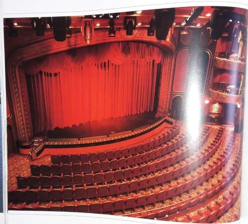 Queen Victoria - A Photographic Journey - Chris Frame and Rachelle Cross