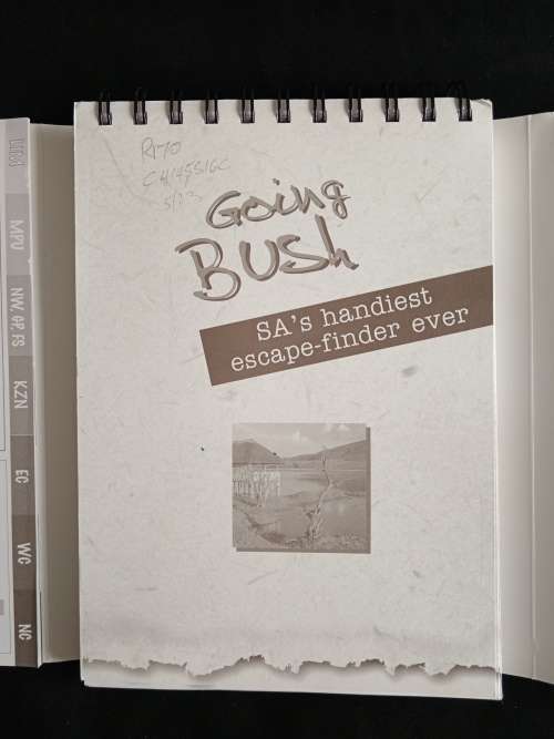 Going Bush: SA`s handiest escape-finder ever with fold-out maps