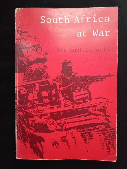 South Africa at War by Richard Leonard