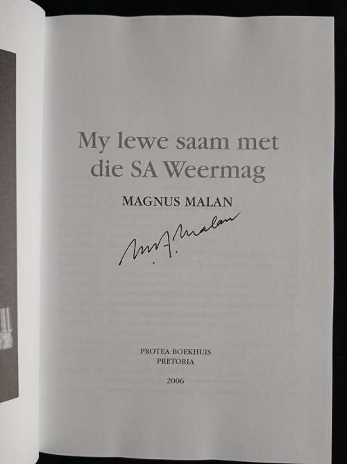 My lewe saam met die SA Weermag by Magnus Malan