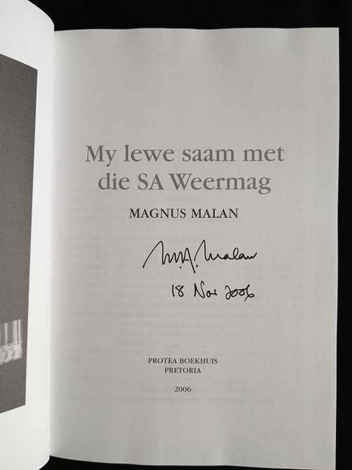 My lewe saam met die SA Weermag by Magnus Malan
