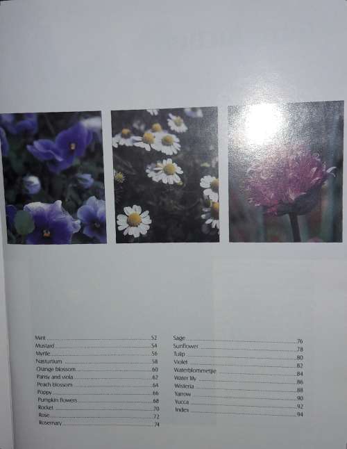 Woolworths - Cooking With Herbs & Flowers - Margaret Roberts