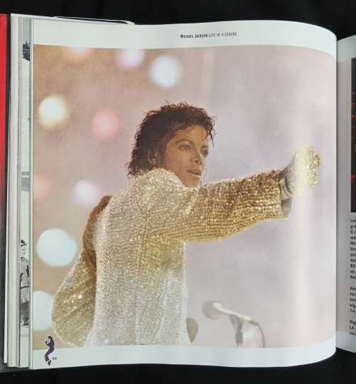 Michael Jackson 1958-2009: Life of a Legend by Michael Heatley