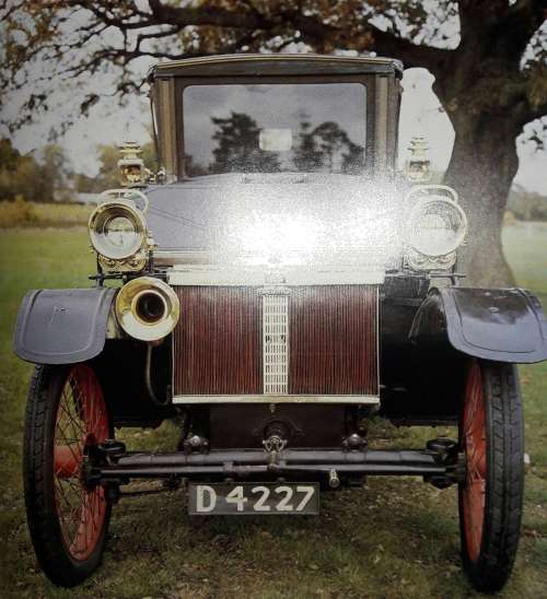 Best Loved Cars Of The World - John Plummer