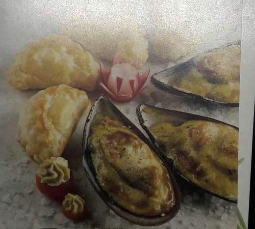 Snacks - Peter Veldsman