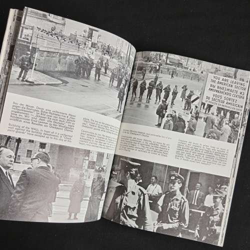 Es Geschah An Der Mauer/It Happened At The Wall by Dr. Rainer Hildebrandt