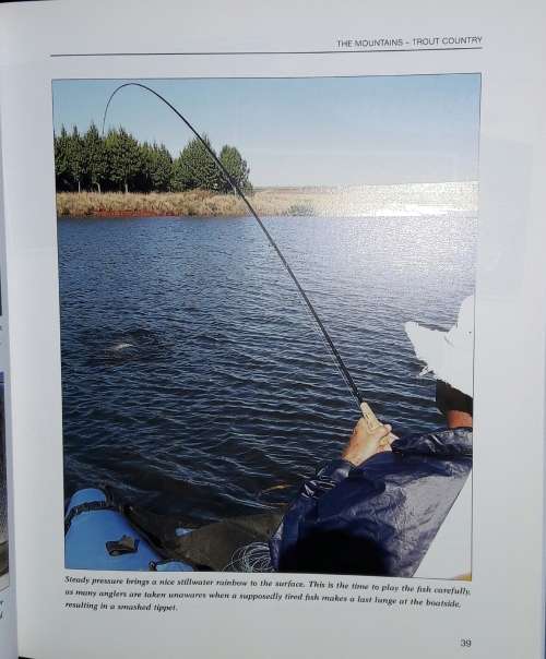 Fly-Fishing South Africa`s Rivers, Lakes And Surf - Bruce Black