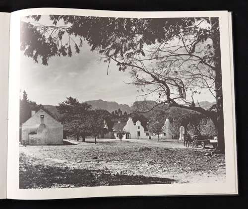 Beautiful Homesteads of the Western Cape by Ray Ryan