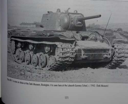 Tank Action From The Great War To The Gulf - George Forty