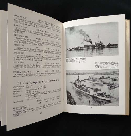 Italian Warships of World War II by Aldo Fraccaroli