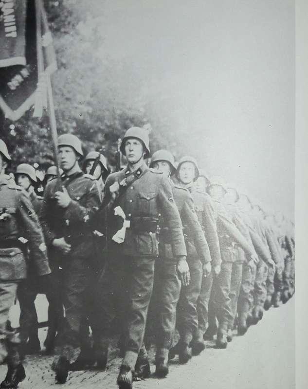 Hitler`s Germanic Legions - Philio H Buss & Andrew Mollo