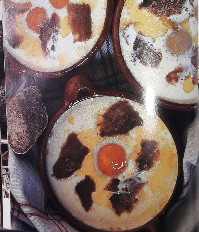 Mushrooms & Truffles - Antonio & Priscilla Carluccio