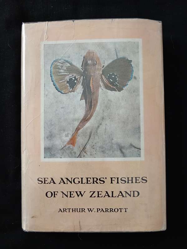 Sea Angler`s Fishes of New Zealand by Arthur W Parrott