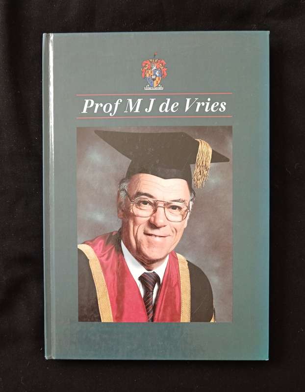 Prof MJ de Vries