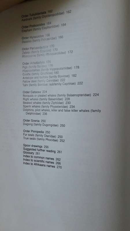 Field Guide _ Mammals - Chris and Tilde Stuart